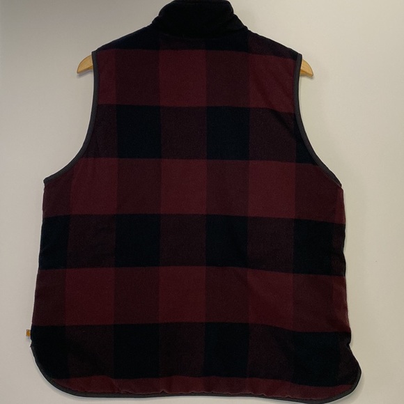Carhartt Reversible Quilted Vest - Picture 4 of 14